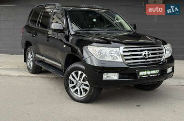 Toyota Land Cruiser 2010