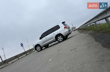 Toyota Land Cruiser  2011