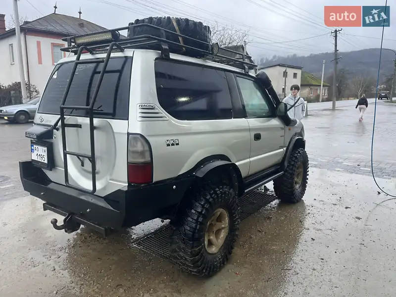 Toyota Land Cruiser