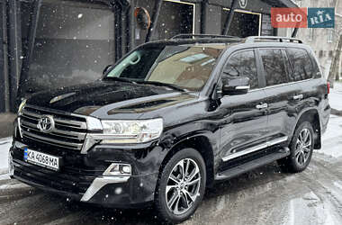 Toyota Land Cruiser 2020