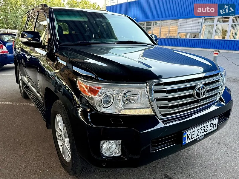 Toyota Land Cruiser