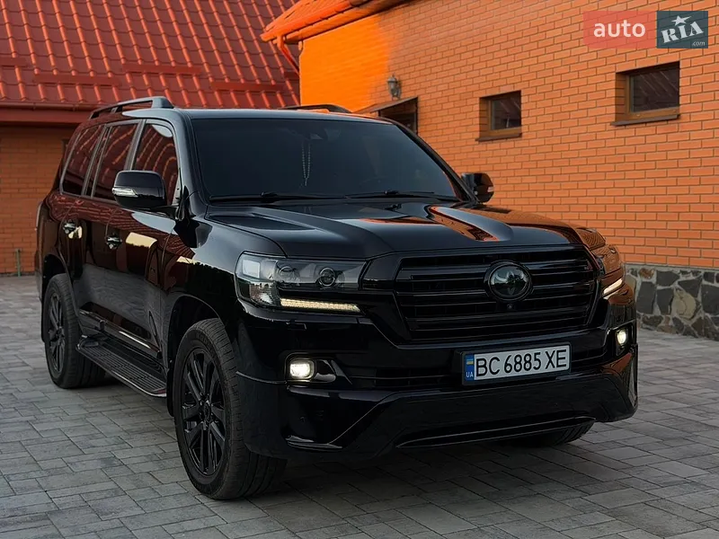 Toyota Land Cruiser