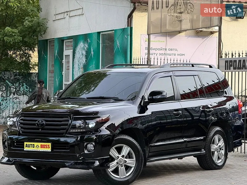 Toyota Land Cruiser
