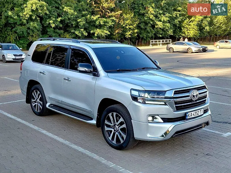 Toyota Land Cruiser 2016