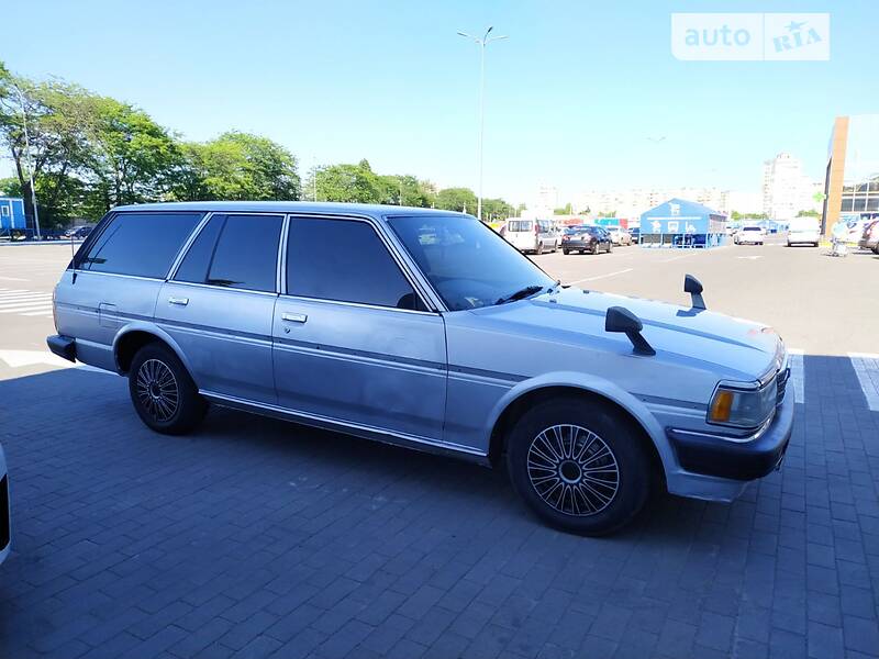 Універсал Toyota Mark II