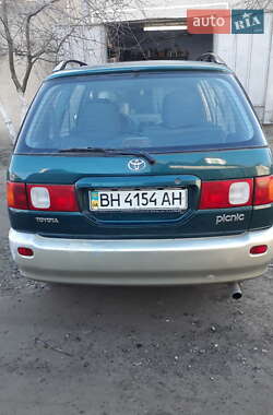 Toyota Picnic  1997