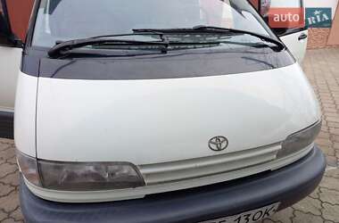 Toyota Previa  1992