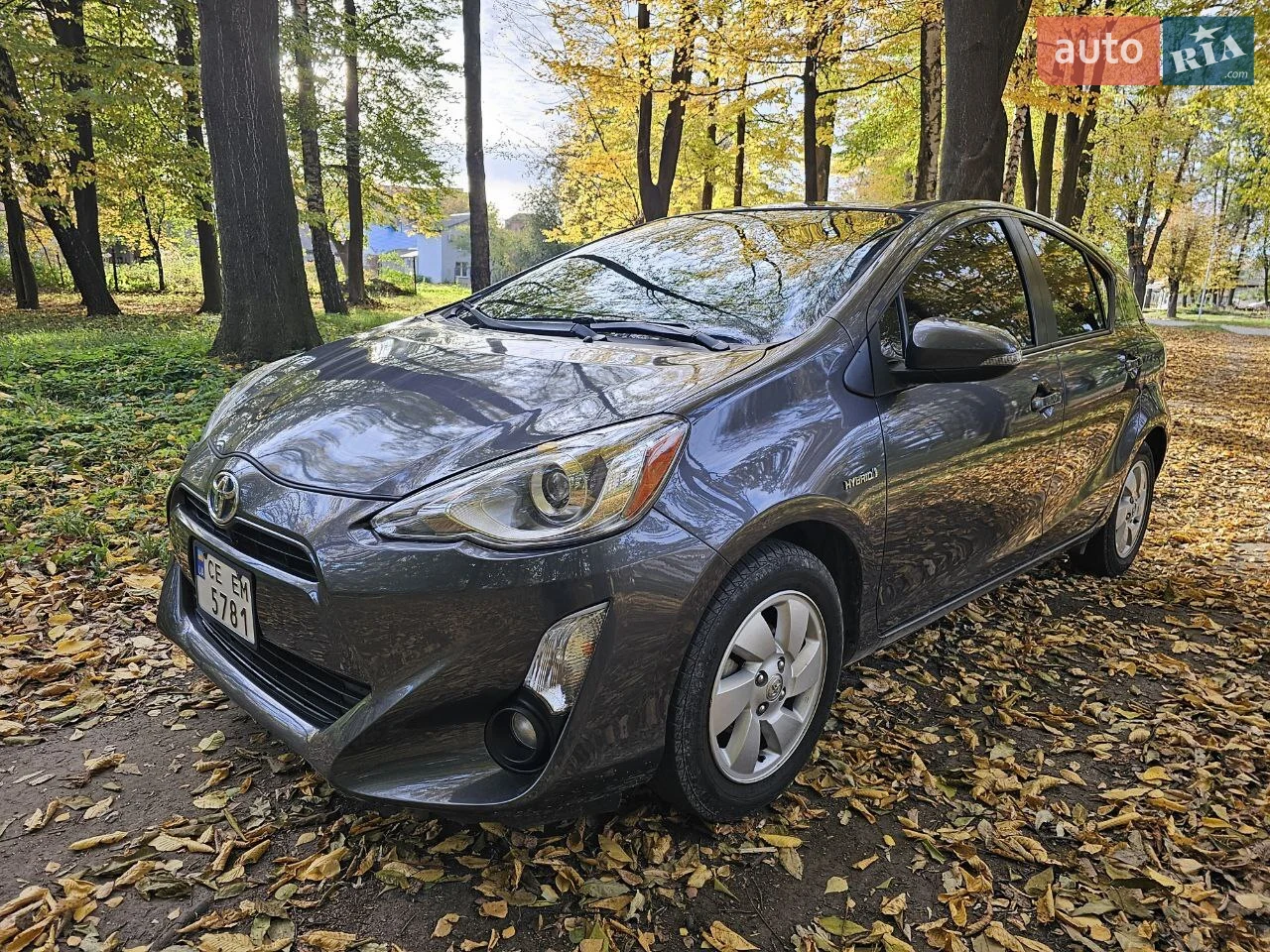 2016 Toyota Prius c - мініатюра 2