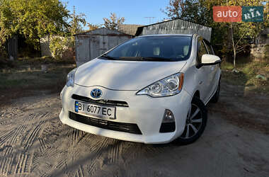 Toyota Prius C  2014