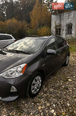 Toyota Prius C  2014