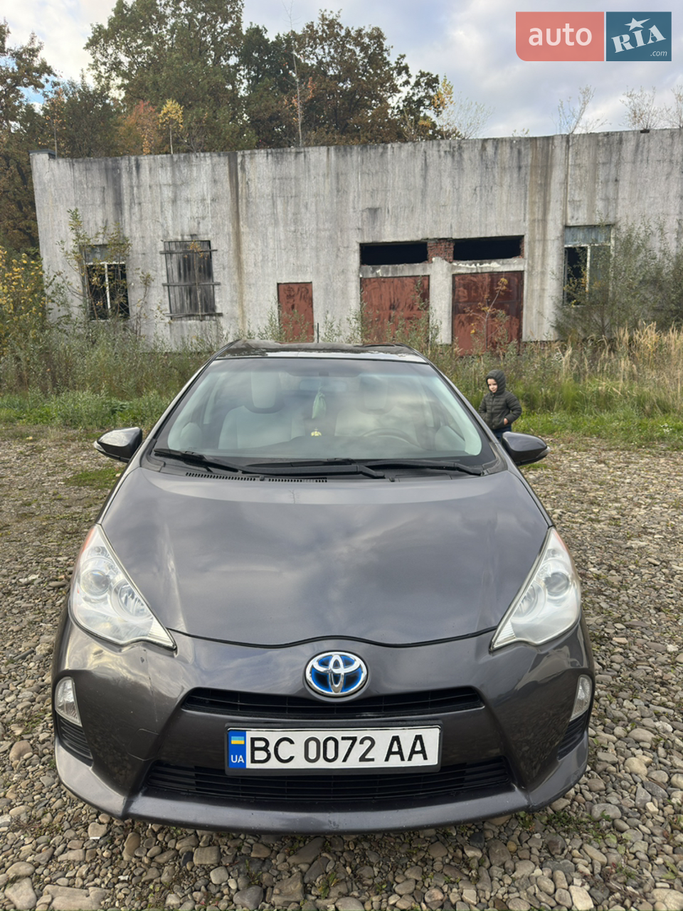 2014 Toyota Prius c - мініатюра 2