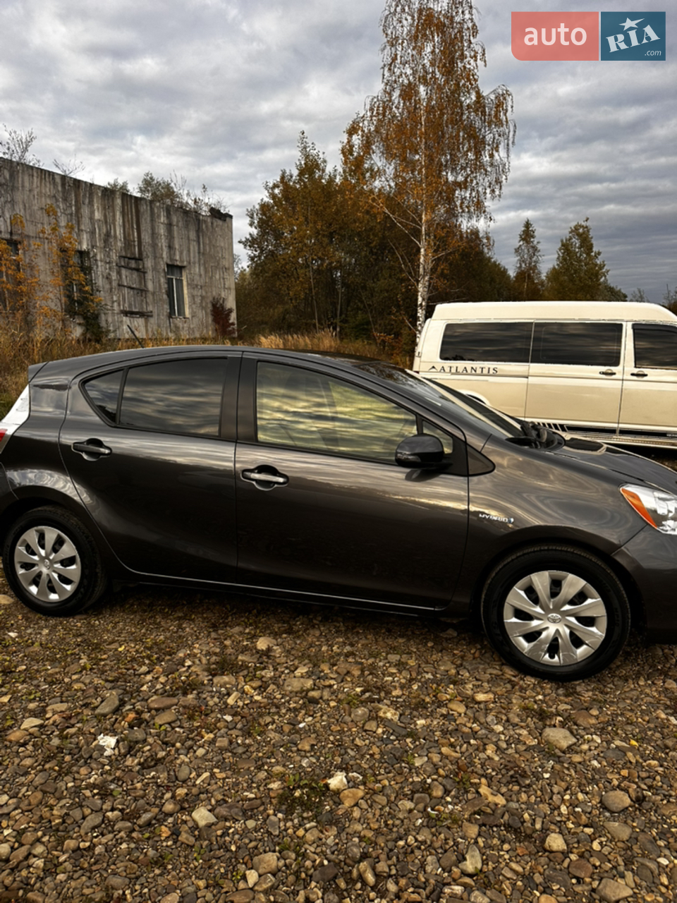 2014 Toyota Prius c - мініатюра 5