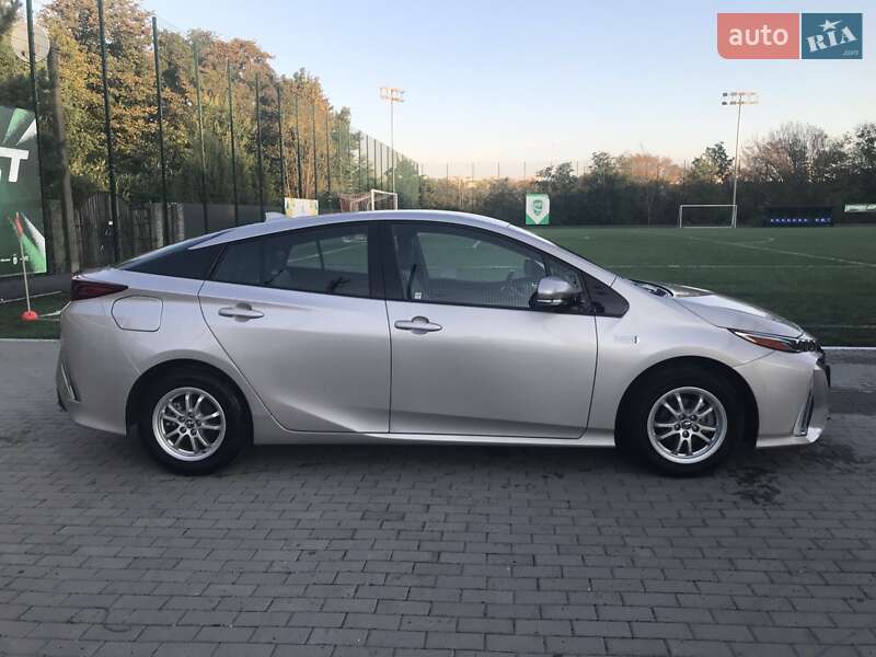 Toyota Prius Prime