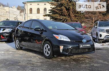 Toyota Prius Hybrid 2014