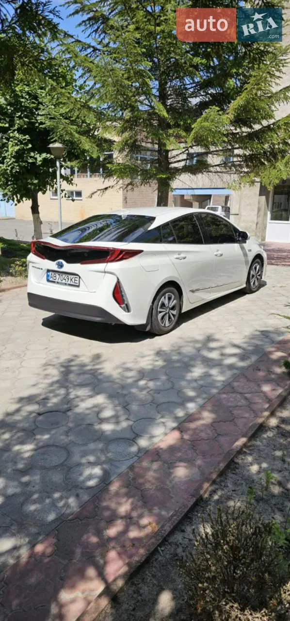 2019 Toyota Prius - мініатюра 2