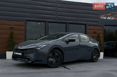 Toyota Prius  2024