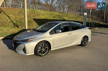 Toyota Prius 2021