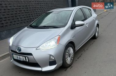 Toyota Prius  2013