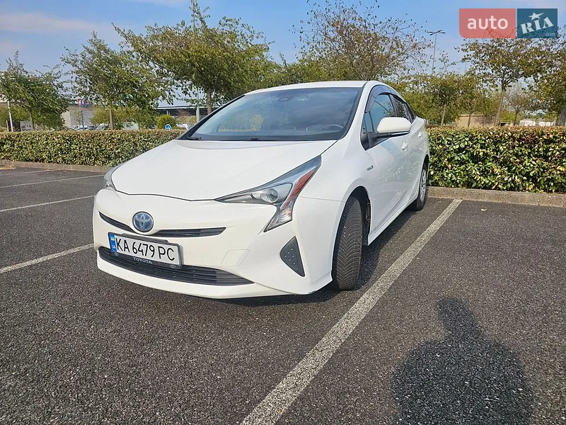 Toyota Prius 2018
