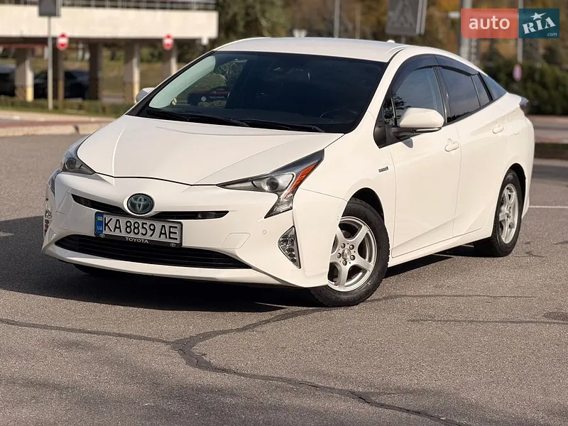 Toyota Prius 2016