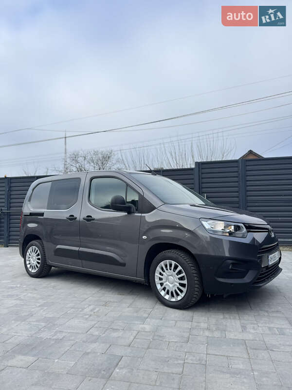 Минивэн Toyota Proace City