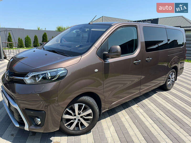 Toyota Proace Verso