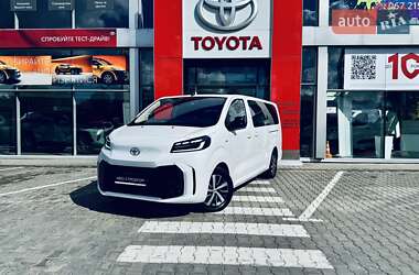 Toyota Proace  2025