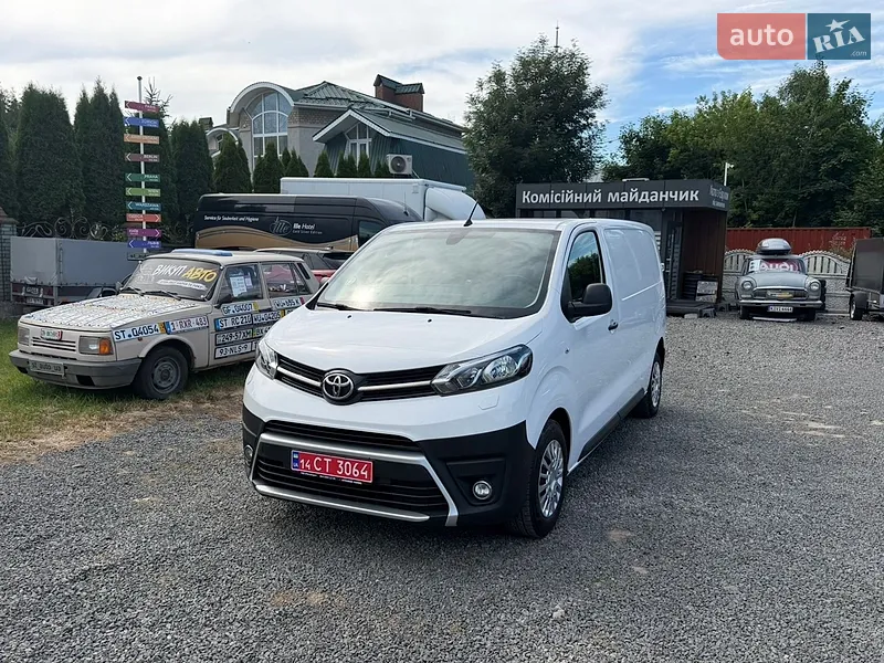 Toyota Proace 2022