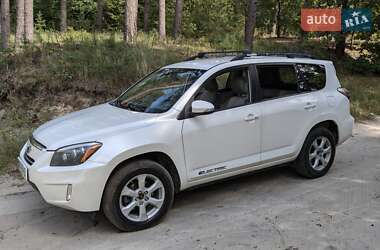 Toyota RAV4 EV 2014