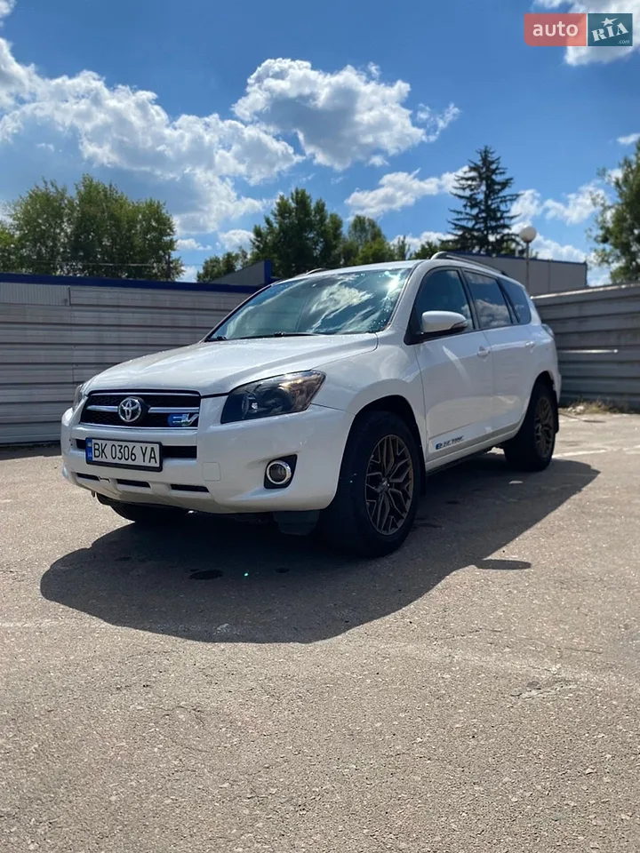 2013 Toyota RAV 4 - мініатюра 4