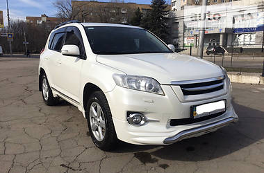 Toyota RAV4  2011