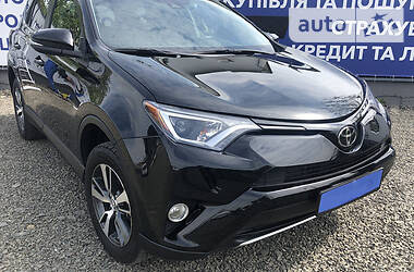 Toyota RAV4  2018