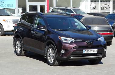 Toyota RAV4 Limited 2018