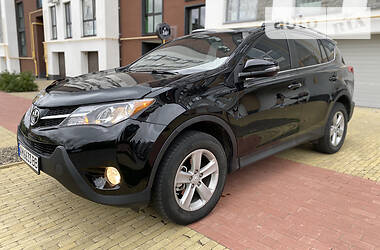 Toyota RAV4 XLE 2013