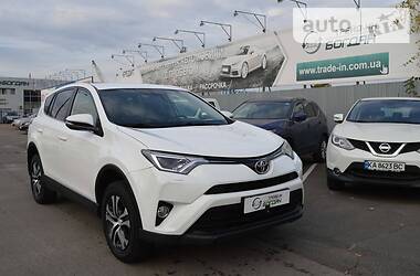 Toyota RAV4  2016