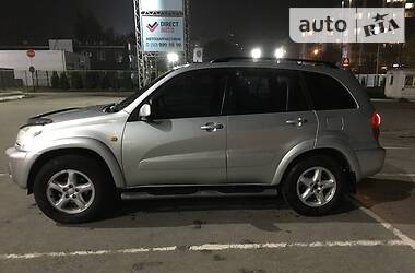 Toyota RAV4  2002