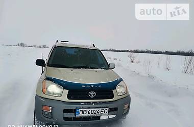 Toyota RAV4  2002