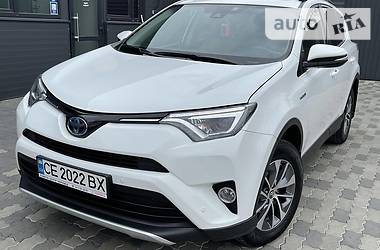 Toyota RAV4 XLE Hybrid 2017