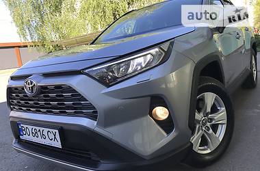 Toyota RAV4 HYBRID 2019