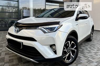 Toyota RAV4 Premium 2016