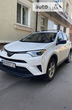 Toyota RAV4 Le 2017