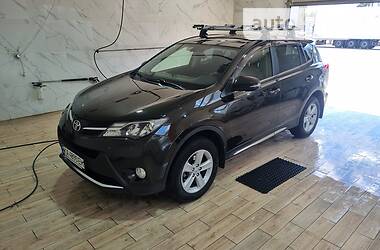 Toyota RAV4  2014