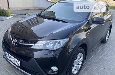 Toyota RAV4 Limited HV 2014