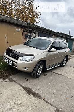 Toyota RAV4  2008