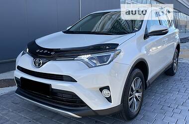 Toyota RAV4 4wd 2018