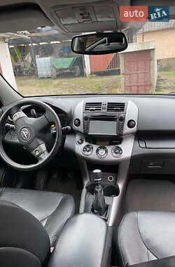 Toyota RAV4  2007