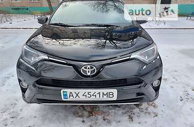 Toyota RAV4  2017