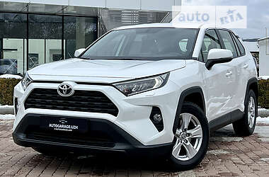 Toyota RAV4 Live 2021