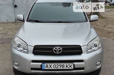 Toyota RAV4  2008