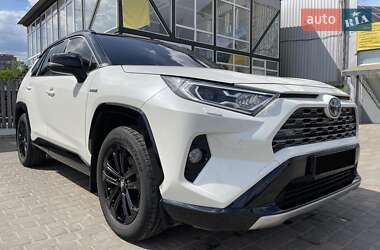 Toyota RAV4  2018